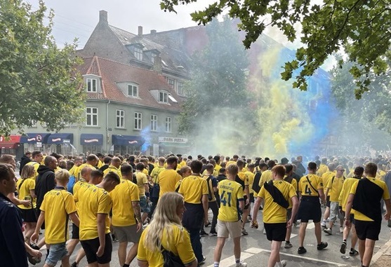Brøndby-fans før derbyet imod fck den 1. september 2024.