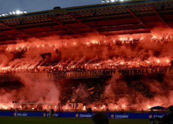 De bedste stemningsbilleder fra derby på Brøndby Stadion