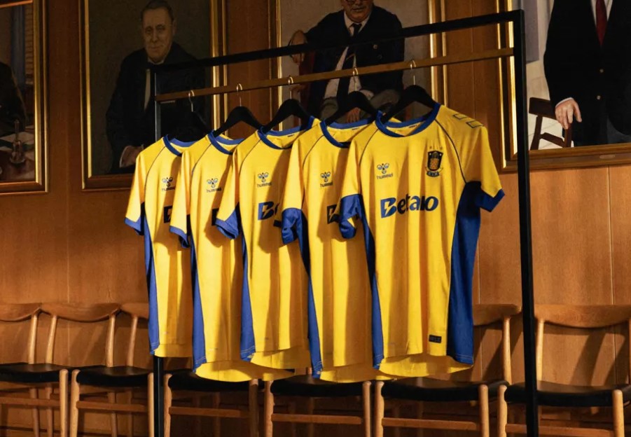 Brøndbys trøje i 2025/2026-sæsonen