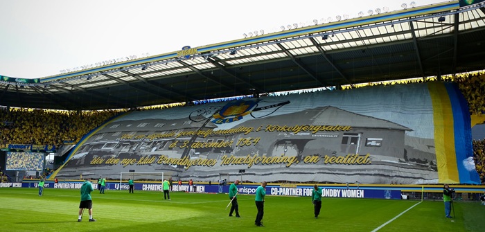 Brøndby tifo imod fck