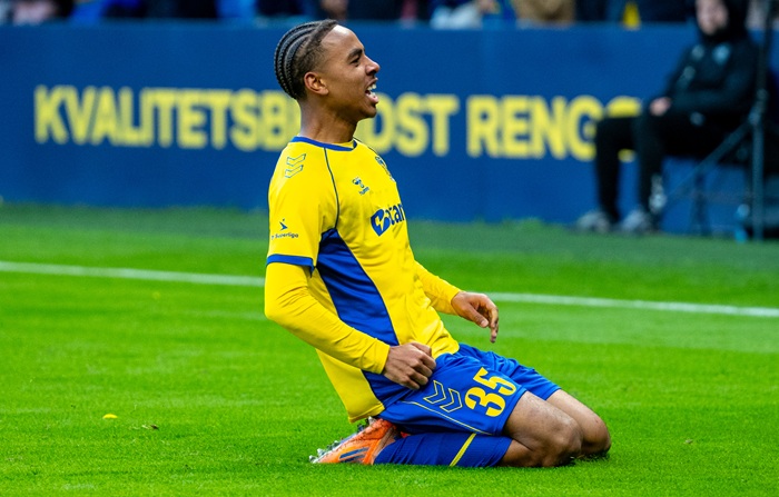 Noah Nartey fejrer scoring imod AGF