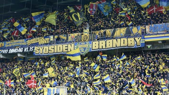Sydsiden under en kamp mellem Brøndby og Viborg i Superligaen
