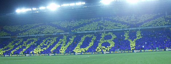 Brøndby tifo imod FC Barcelona i 2004